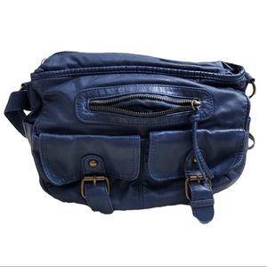 Target Navy Blue NWOT Faux Leather Pleather Crossbody Autumnal Retro Style Bag